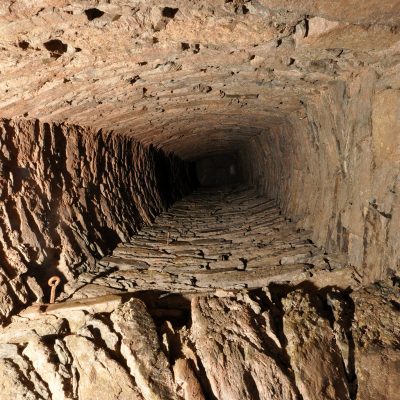 Erla-Crandorf, St. Johannes-Erbstolln. Mit Bruchsteinen gemauertes 1. Lichtloch Foto: Axel Rüthrich